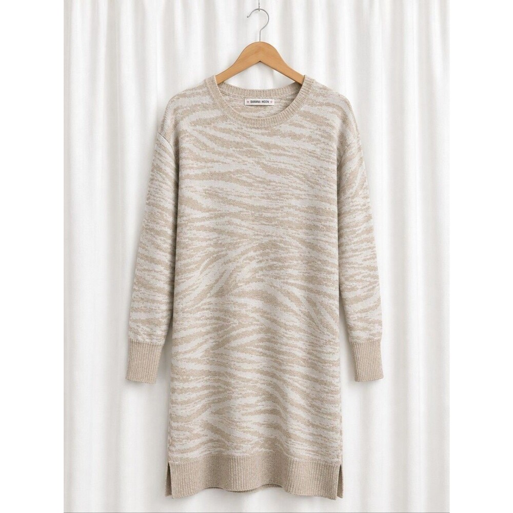 Banana Moon Tan Cream Animal Print Long Sleeve Festive Winter Knit Sweater Dress